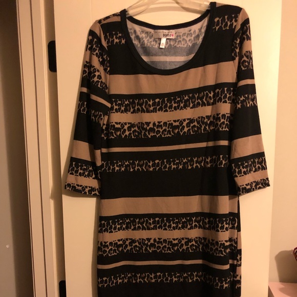 Leopard 🐆 and Stripe Dress XL Bodycon - Picture 3 of 4